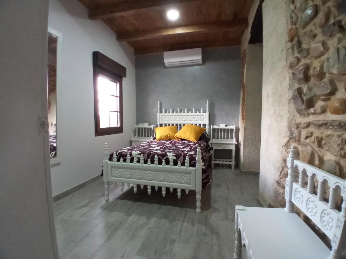 Hostal La Medina De Camponaraya Exterior photo